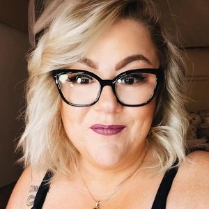 Meet your Posher, Joy